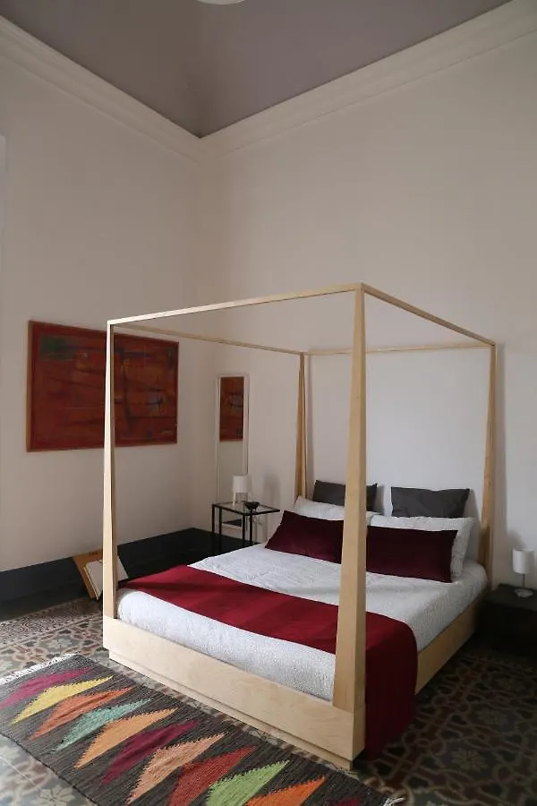 Tricora Sicilian B&B Catânia Alojamento de Acomodação e Pequeno-almoço