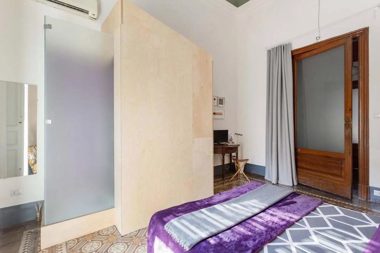 Tricora Sicilian B&B Catânia 0*,  Itália
