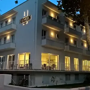 Houston 3*, Rimini Italia